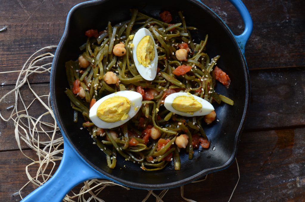 Judías verdes con tomate y garbanzoa