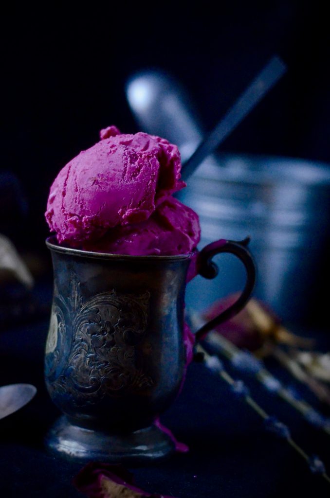 helado cremoso de remolacha