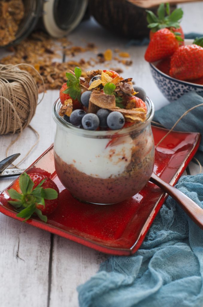 Pudin de chia y granola casera