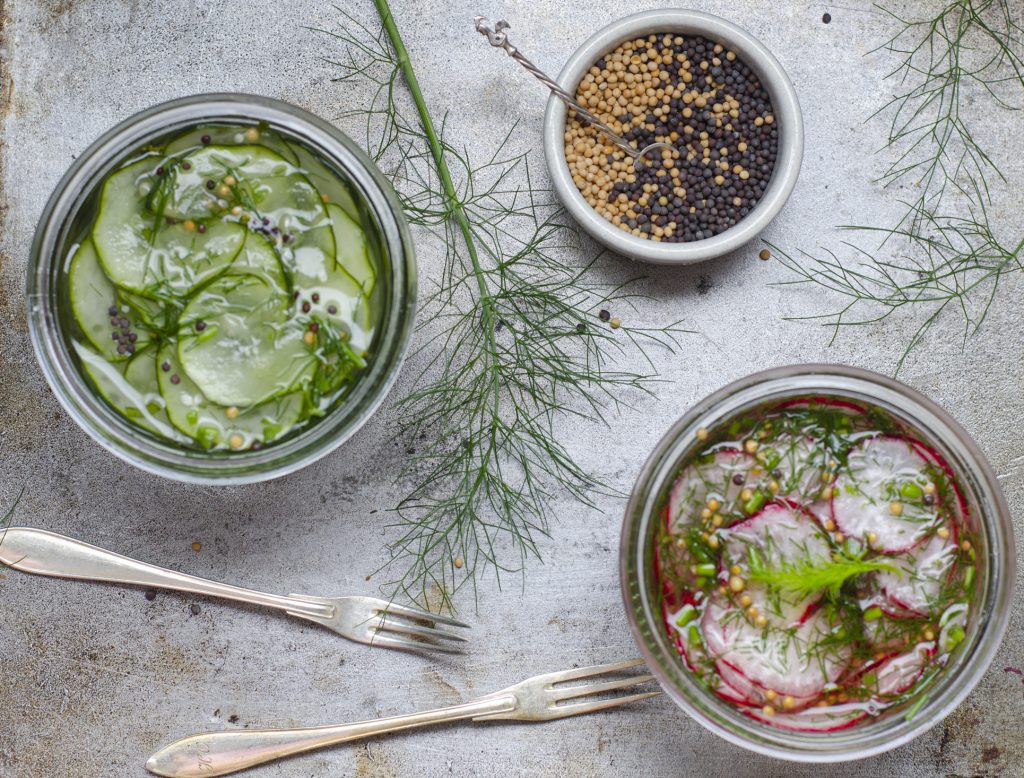 pepinillos macerados