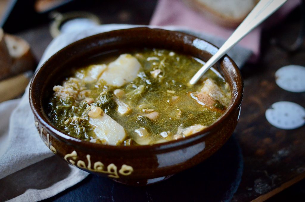 caldo gallego de nabizas