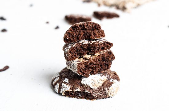 galletas craqueladas de chocolate