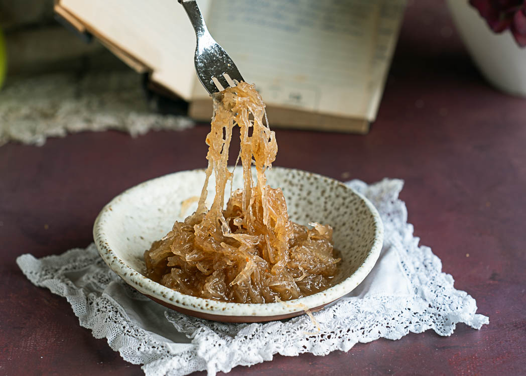 “Cabello de ángel casero en su punto, con hebras doradas y caramelizadas.”